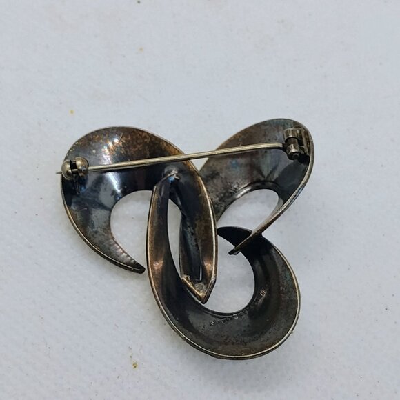 Hroar Prydz Norway Sterling Silver Guilloche Enamel Brooch White Swirl Loops - Picture 4 of 8